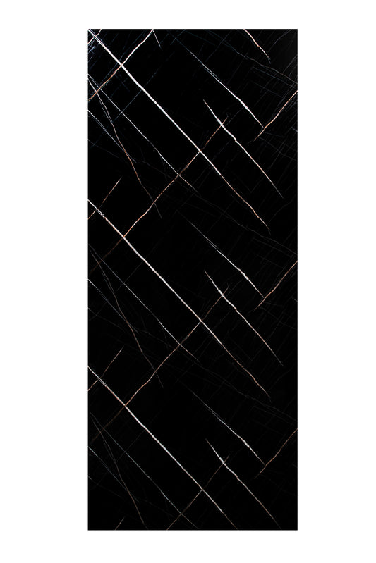 Placa Decorativa PVC Imitatie Marmura, 2800x1200 mm, Negru cu dungi Aramii - InteriorLuxDesign