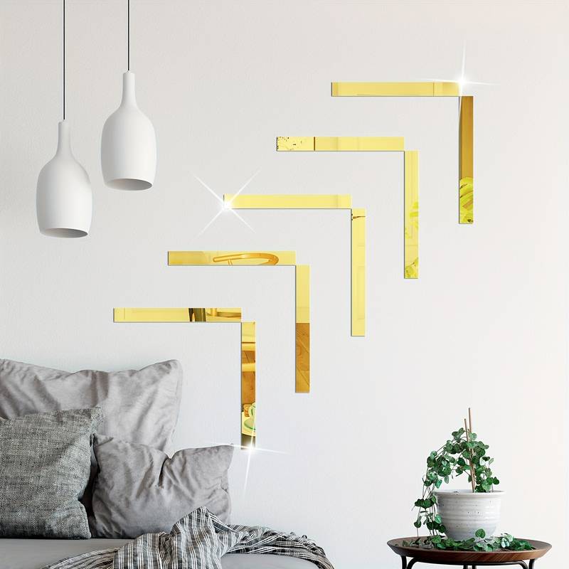 Set de 10 Benzi Decorative Autocolante, Dimensiune 2 x 30 cm pentru Decorarea Spatiului Interior, Aurie - InteriorLuxDesign